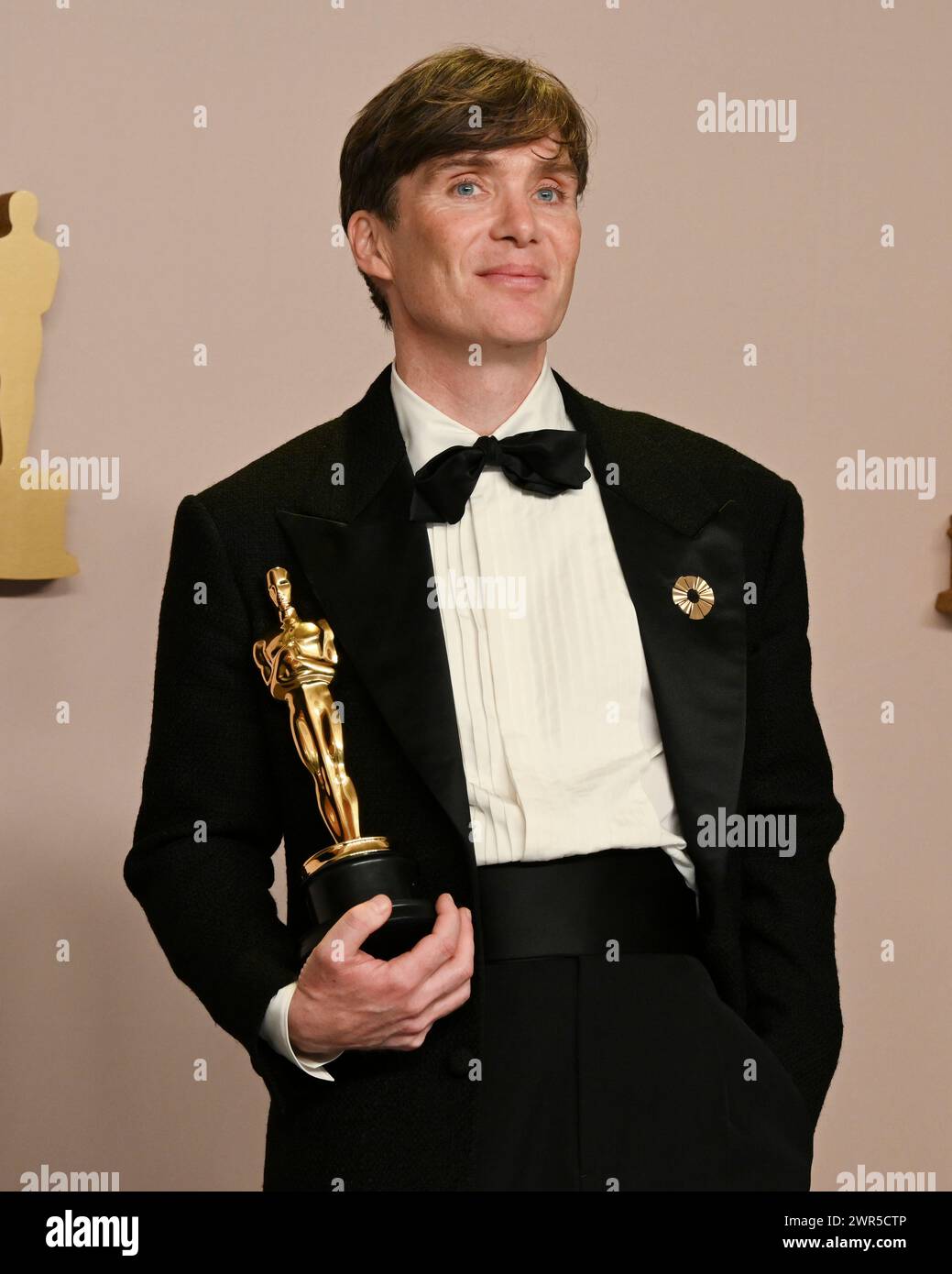 10. März 2024, Hollywood, Kalifornien, USA: CILLIAN MURPHY gewann den besten Schauspieler für seine Rolle in „Oppenheimer“ im Presseraum während der 96. Academy Awards, die von der Academy of Motion Picture Arts and Sciences (AMPAS) im Dolby Theatre in Hollywood verliehen wurden. (Credit Image: © Billy Bennight/ZUMA Press Wire) NUR REDAKTIONELLE VERWENDUNG! Nicht für kommerzielle ZWECKE! Stockfoto