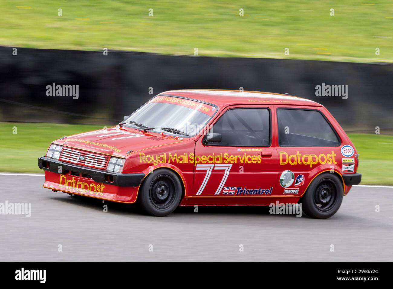 Malcolm Harrison 1982 beim Austin Metro HLS 1300 während des Gordon Spice Trophy Rennens beim 80. Mitgliedertreffen in Goodwood, Sussex, Großbritannien. Stockfoto