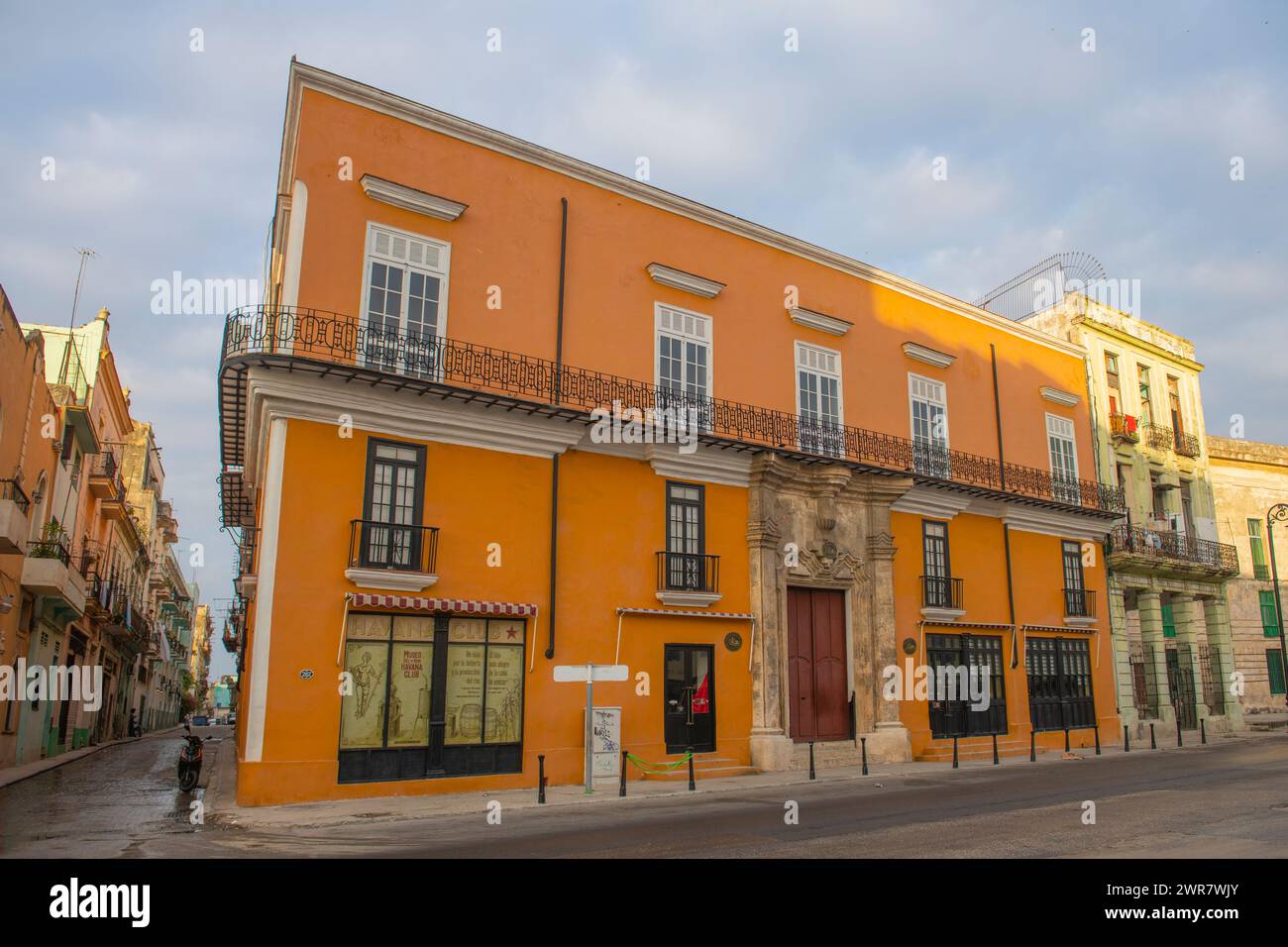 Havana Club Rum Museum (Museo del Ron Havana Club) in der Calle de San Pedro Street in der Calle Sol Street in Old Havanna, Kuba. Das alte Havanna ist ein Weltheritag Stockfoto