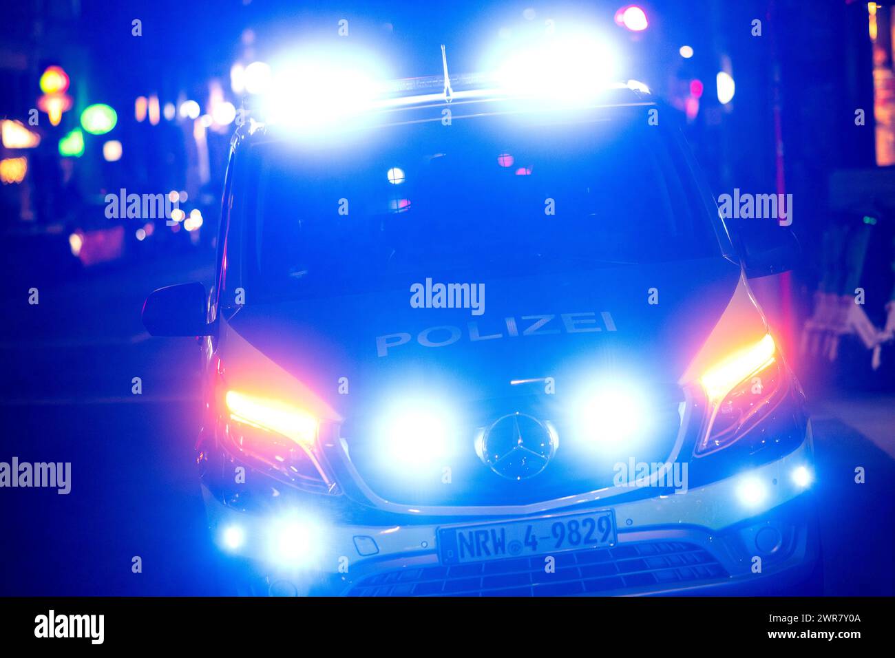 Polizeiauto in Aktion Stockfoto