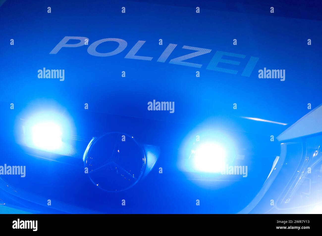 Polizeiauto in Aktion Stockfoto