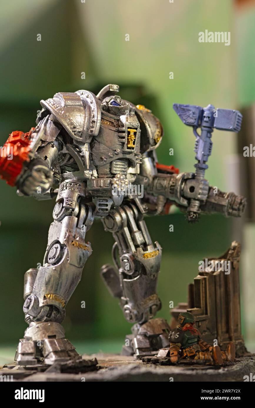 Set von spielenden Action-Figuren, Warhammer 40.000 Miniatur-Figur Stockfoto