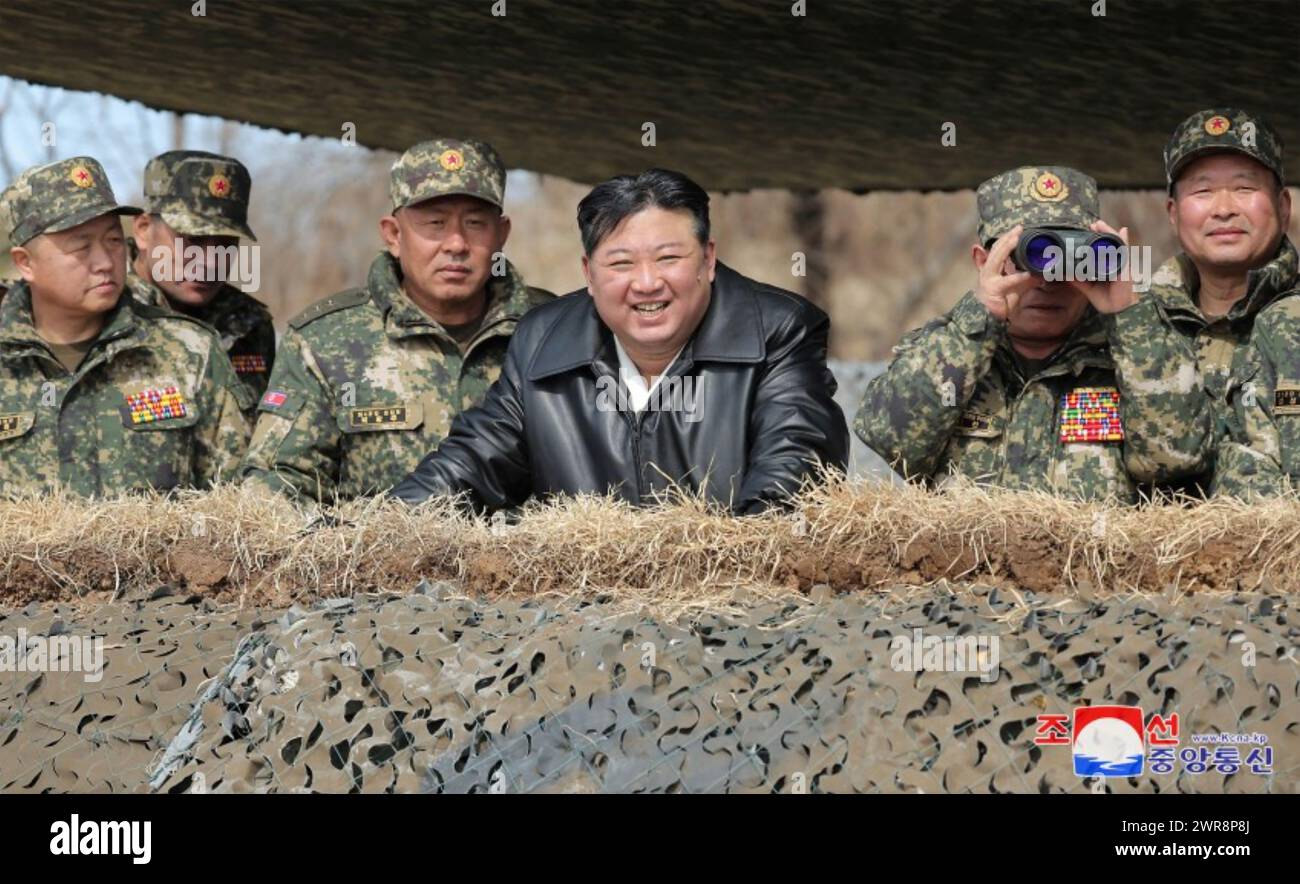 KIM JONG UN-Führer Nordkoreas bei militärischen Übungen im Jahr 2024. Foto: KCNA Stockfoto