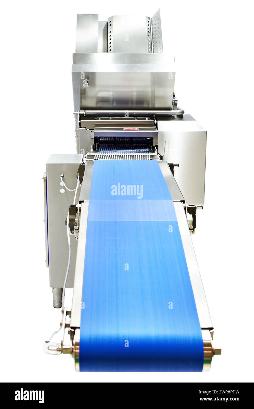Förderband-Enthäutungsmaschine für die Lebensmittelproduktion isolierter weißer Hintergrund Stockfoto