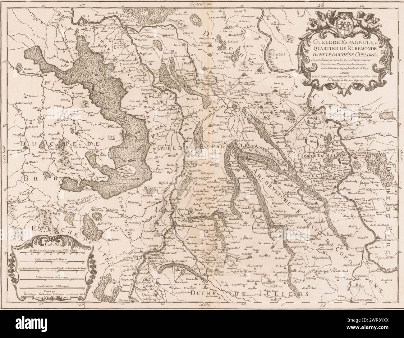 Karte von Gelderland, Gueldre Espagnole, ou Quartier de Ruremonde dans le duché de Gueldre (Titel auf Objekt), oben rechts Titelkartusche, mit dem Wappen von Gelre oben. Unten links eine Kartusche mit fünf Skalenbalken und einer Legende. Die Karte hat eine Gradverteilung entlang der Ränder., Druckerei: Anonym, Nicolas Sanson (I), Guillaume Sanson, Paris, 1701, Papier, Ätzen, Gravieren, Höhe 433 mm x Breite 566 mm, Druck Stockfoto