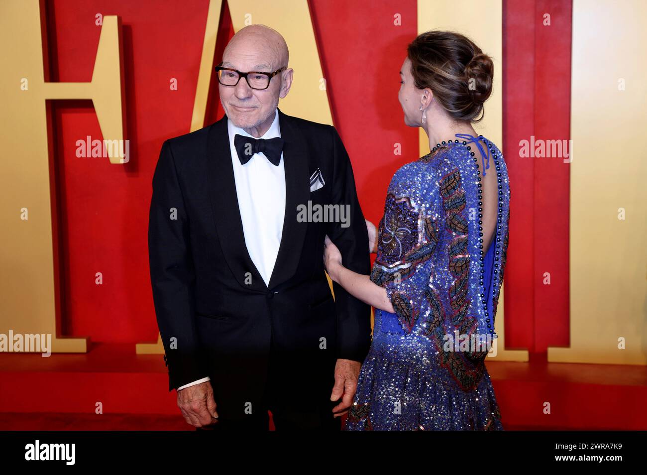 Patrick Stewart mit Ehefrau Sunny Ozell bei der Vanity Fair Oscar Party 2024 anlässlich der 96. Oscar-Verleihung im Wallis Annenberg Center for the Performing Arts. Beverly Hills, 10.03.2024 Stockfoto