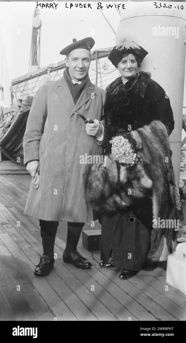 Harry Lauder und seine Frau, Foto zeigt den schottischen Entertainer Harry Lauder (1870–1950) und seine Frau (Ann 'Nancy' Vallance)., 12. Dezember 1914, Glasnegative, 1 negativ: Glas Stockfoto