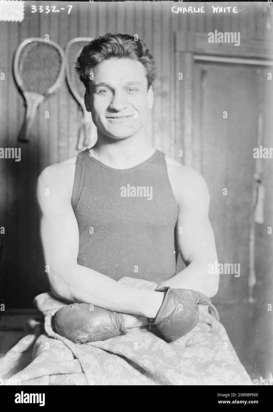 Charlie White, Foto zeigt Chicago-Boxer Charley White (1891–1959), geboren Charles Anchowitz in Liverpool, England., Glas-negative, 1 negativ: Glas Stockfoto