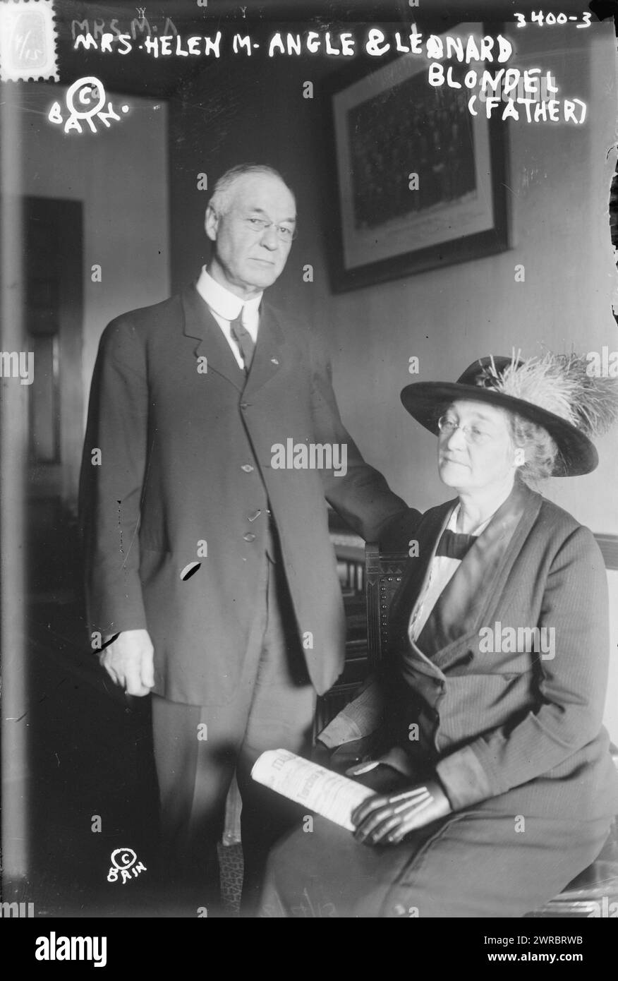Frau Helen M. Angle und Leonard Blondel (Vater), zwischen ca. 1910 und ca. 1915, Glasnegative, 1 negativ: Glas Stockfoto