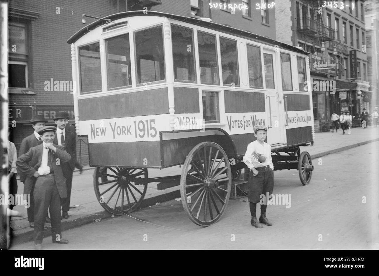 Suffrage Shop, 1915, Glasnegative, 1 negativ: Glas Stockfoto
