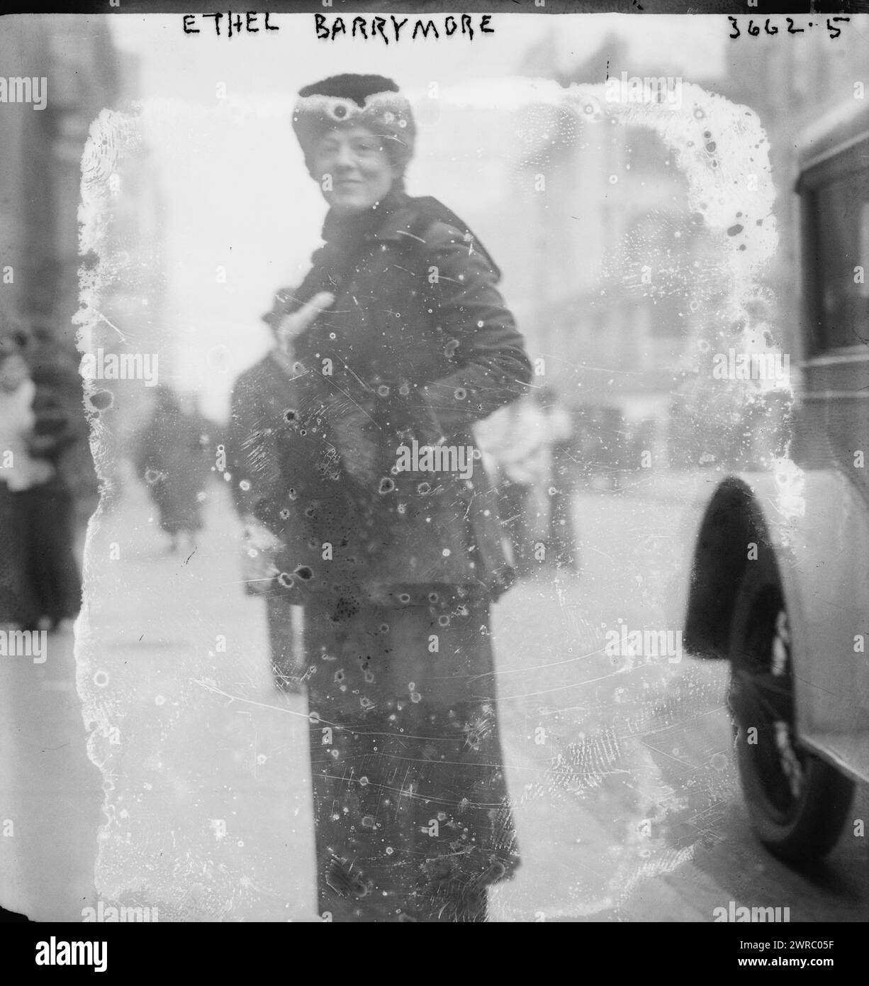 Ethel Barrymore, Foto zeigt Schauspielerin Ethel Barrymore (1879-1959). 1910 und ca. 1915, Glasnegative, 1 negativ: Glas Stockfoto