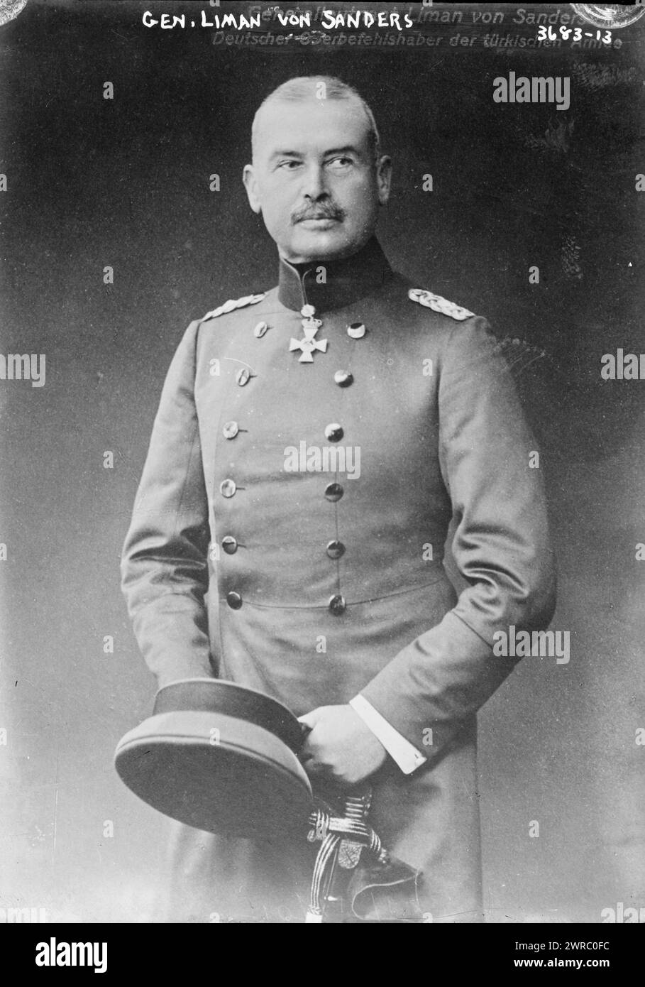 General Liman von Sanders, Foto zeigt den deutschen General Otto Liman von Sanders (1855-1929) in Militäruniform., zwischen ca. 1910 und ca. 1915, Glasnegative, 1 negativ: Glas Stockfoto