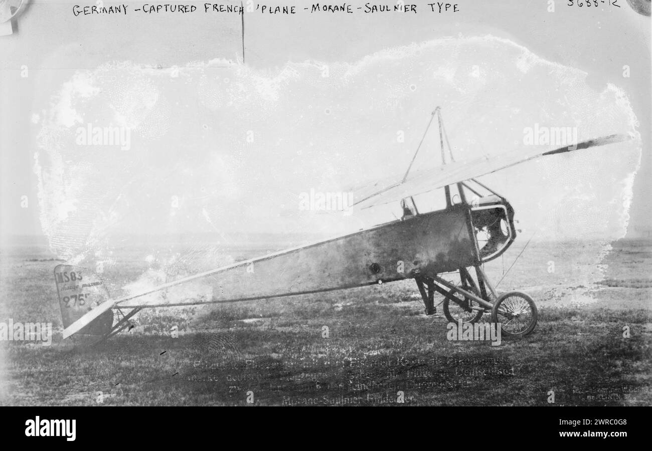 Deutschland, gefangener französischer Flieger, Typ Morane Saulnier, zwischen ca. 1910 und ca. 1915, Glasnegative, 1 negativ: Glas Stockfoto