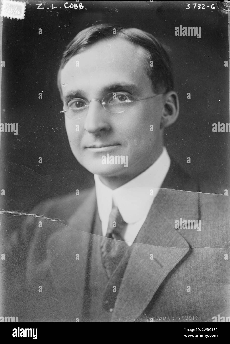 Z.L. Cobb, Foto zeigt Zach Lamar Cobb, der von 1913 bis 1918 als Zolleinsammler und als Geheimdienstmitarbeiter für das US-Außenministerium während der mexikanischen Revolution diente. 1910 und ca. 1920, Glasnegative, 1 negativ: Glas Stockfoto