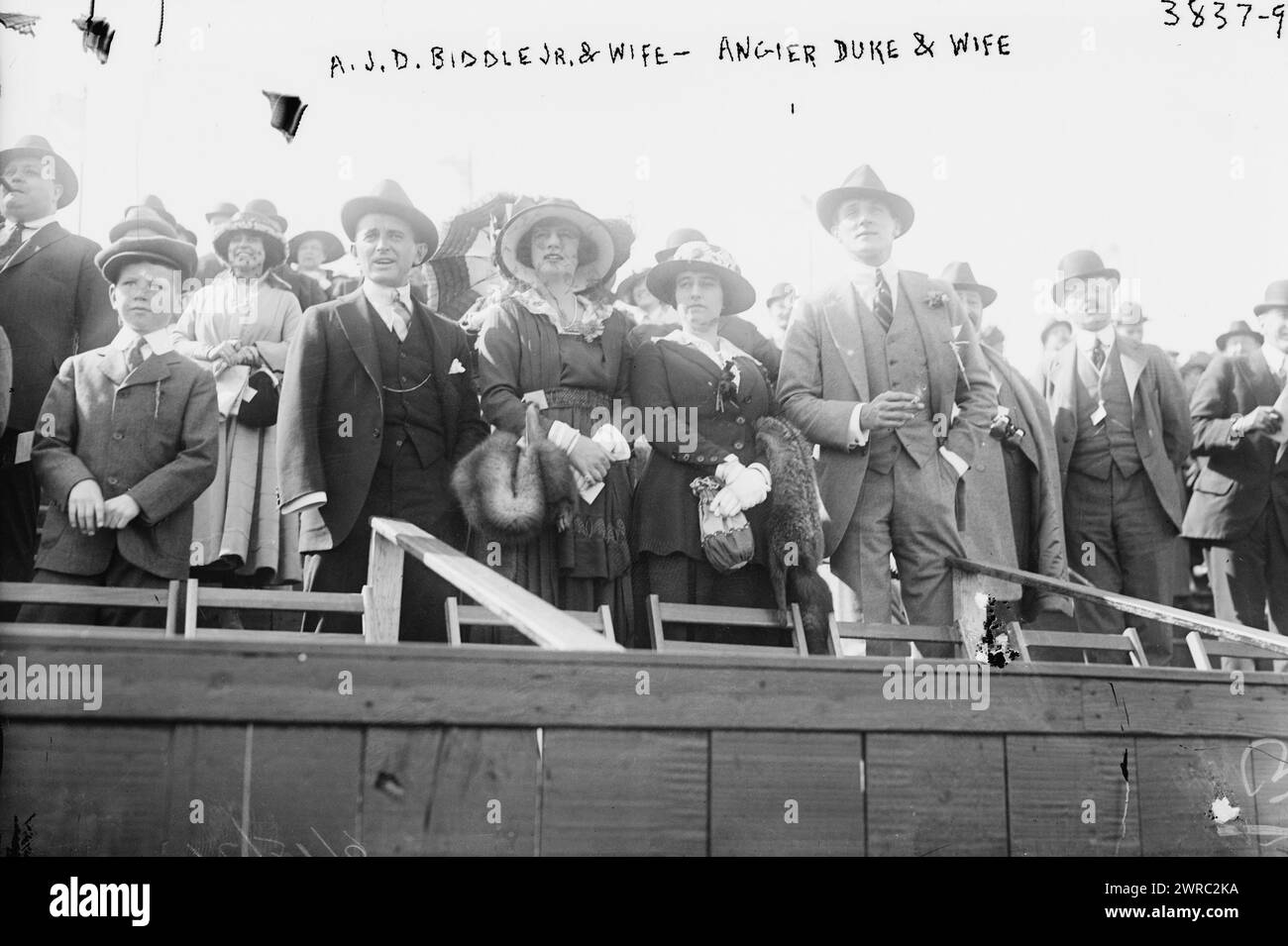 A.J.D. Biddle Jr. & Wife; Angier Duke & Wife, zwischen ca. 1915 und ca. 1920, Glasnegative, 1 negativ: Glas Stockfoto