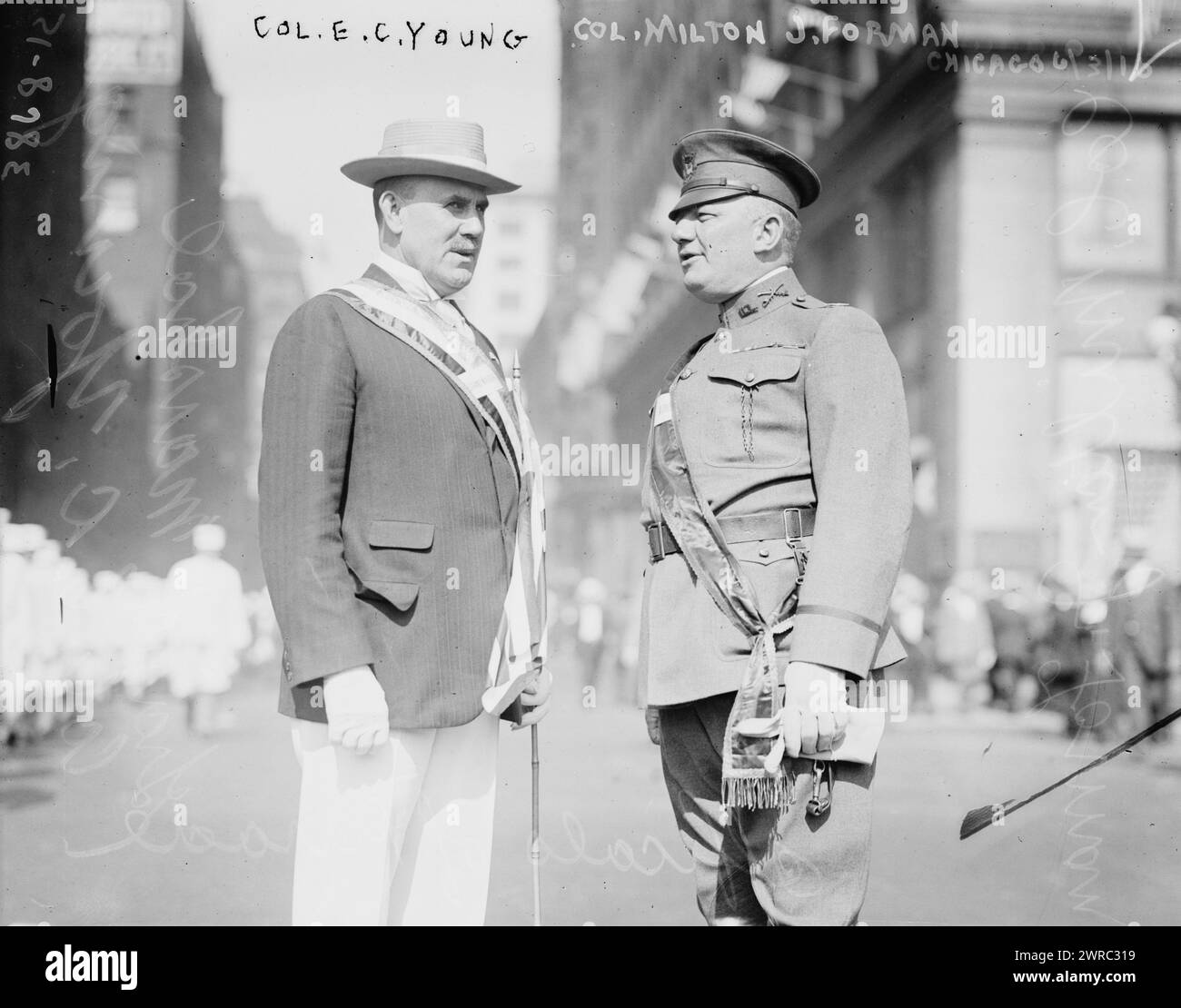 Coll. E. C. Young, Coll. Milton J. Forman, Chicago, Fotos zeigen Coll. Milton J. Forman, Kommandant der Ersten Illinois Kavallerie und Veteran des Spanisch-Amerikanischen Krieges auf der Republican National Convention in Chicago., 3. Juni 1916, Glass negative, 1 negative: Glass Stockfoto