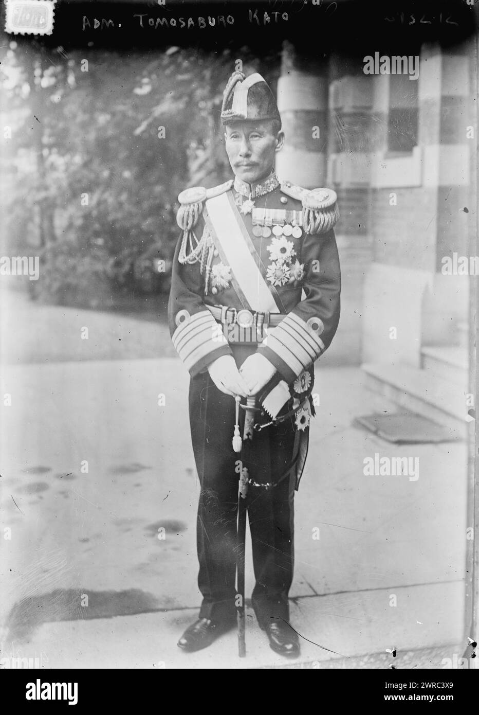 ADM. Tomosaburo Kato, Foto zeigt japanischen Admiral Kato Tomosaburo (1861-1923) in voller Uniform., 10. August 1916, Glasnegative, 1 negativ: Glas Stockfoto