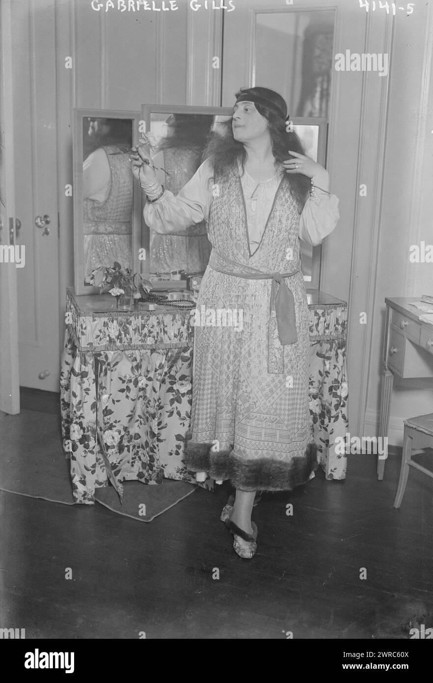 Gabrielle Gills, Foto zeigt die französische Sopransängerin Gabrielle Gills, deren erster Auftritt in New York City am 28. Januar 1917 war, 28. Februar 1917, Glass negative, 1 negative: Glass Stockfoto