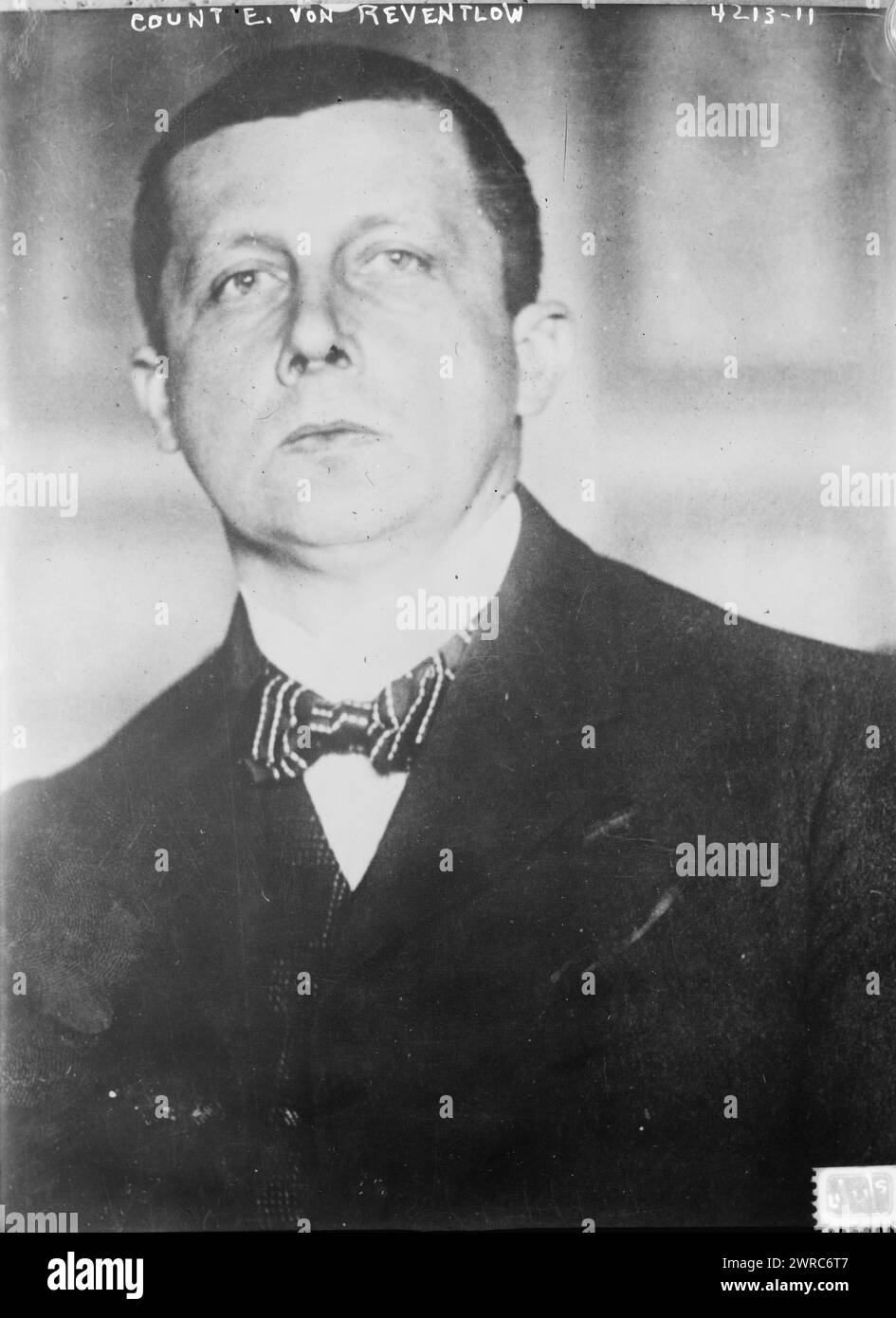 Graf E. von Reventlow, Foto zeigt Ernst, Graf Reventlow (1869–1943), einen deutschen Marineoffizier, Journalisten und Nazi-Politiker., 22. Juli 1917, Glasnegative, 1 negativ: Glas Stockfoto