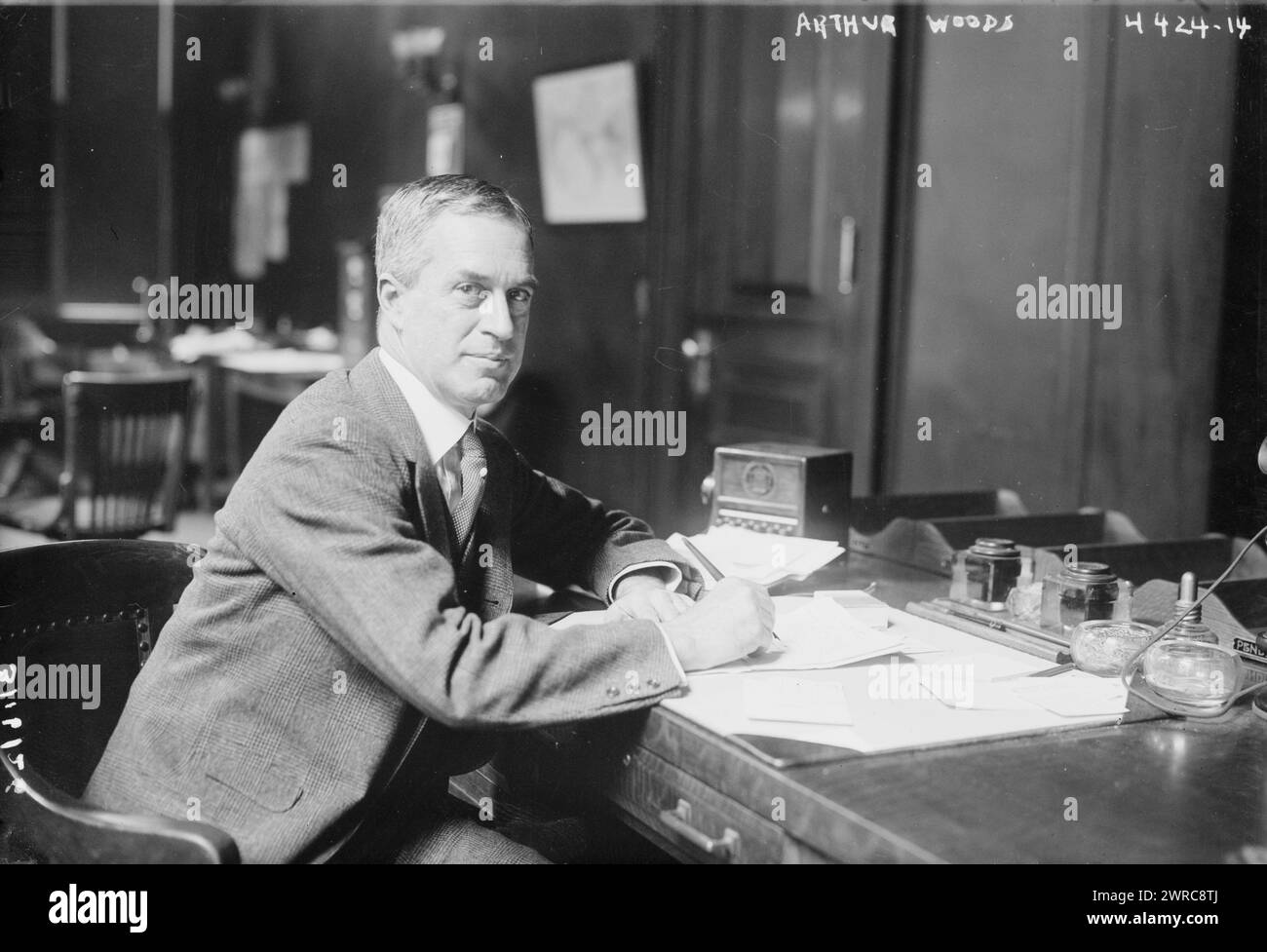Arthur Woods, Foto zeigt Colonel Arthur Hale Woods (1870–1942), der 1914 New York City Police Commissioner wurde. 1917 wurde er stellvertretender Direktor des Komitees für Öffentlichkeitsarbeit über ausländische Propaganda zwischen CA. 1915 und ca. 1920, Glasnegative, 1 negativ: Glas Stockfoto
