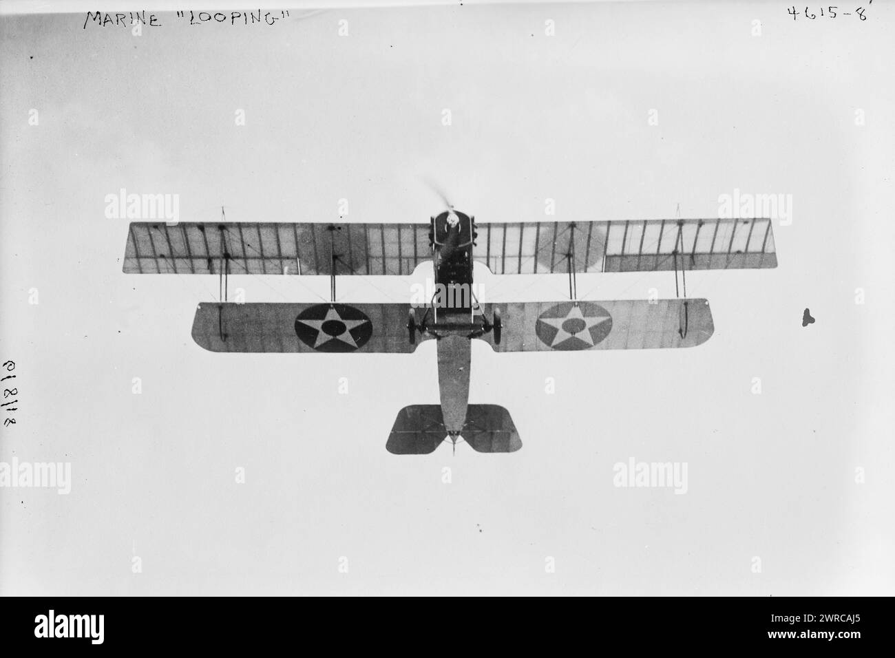 Marine 'Looping' Flugzeug, Foto zeigt ein Flugzeug, das von einem Marine im Marine Flying Field, Miami, Florida während des Ersten Weltkrieges geflogen wurde, 1918 Juni 8, Weltkrieg, 1914-1918, Glass negative, 1 negativ: Glas Stockfoto