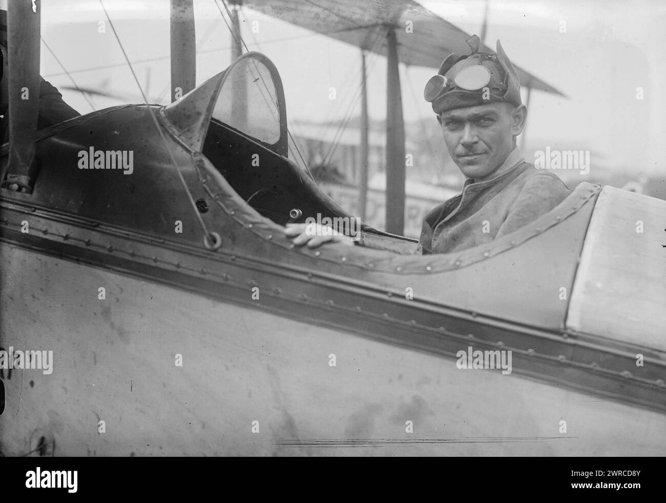 Lt. O. Locklear, Foto zeigt Stuntpilot und Filmschauspieler Ormer Leslie Locklear (1891-1920)., zwischen ca. 1915 und ca. 1920, Glasnegative, 1 negativ: Glas Stockfoto