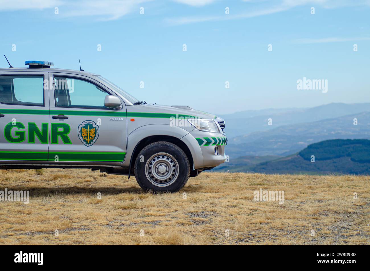 Fahrzeug der portugiesischen Republikanischen Nationalgarde, GNR. Serra do Larouco, Montalegre. Stockfoto