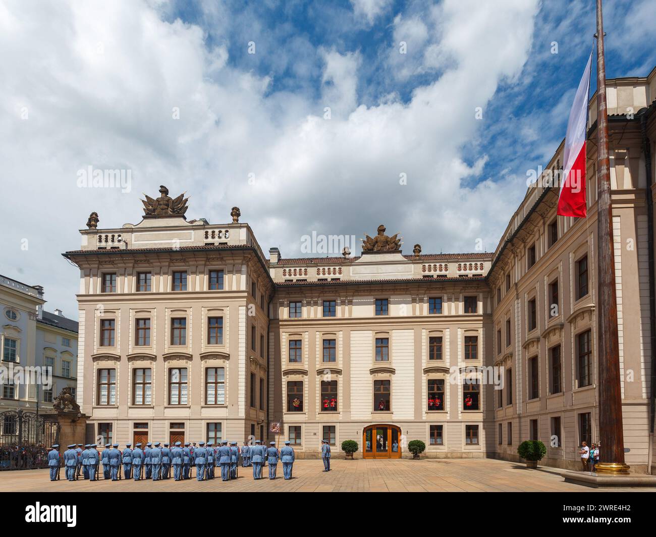 Wachwechsel in Prag Tschechien Stockfoto