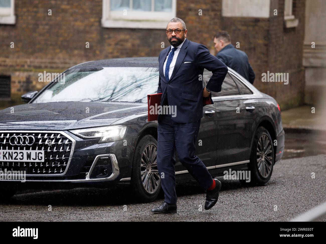 London, Großbritannien. März 2024. James cleverly, Staatssekretär für das Innenministerium, in der Downing Street für die Kabinettssitzung. Quelle: Mark Thomas/Alamy Live News Stockfoto