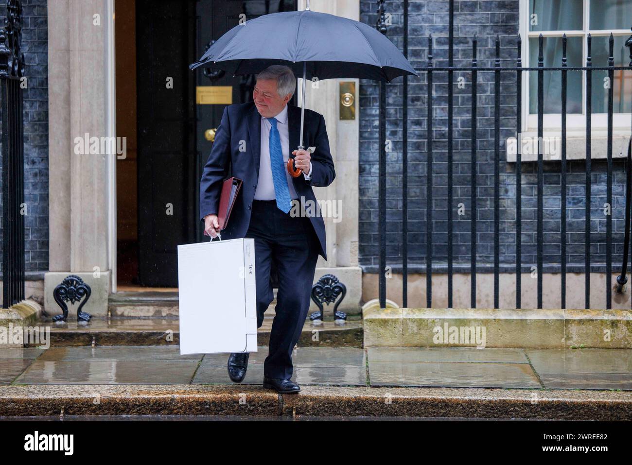 London, Großbritannien. März 2024. Lord True, Lord Privy Seal, Anführer des House of Lords, in der Downing Street für die Kabinettssitzung. Quelle: Mark Thomas/Alamy Live News Stockfoto