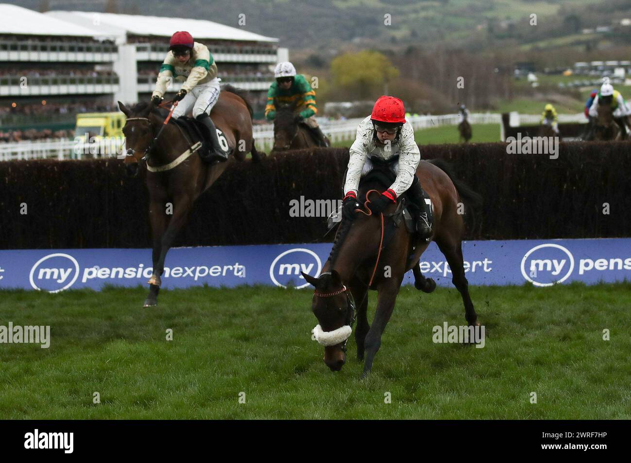 Chianti Classico mit David Bass an Bord gewinnt das Ultima Handicap Tureple Chase Rennen am 1. Tag des Cheltenham Festivals im Prestbury Park, Cheltenham, Großbritannien am 14. März 2023. Foto von Ken Sparks. Nur redaktionelle Verwendung, Lizenz für kommerzielle Nutzung erforderlich. Keine Verwendung bei Wetten, Spielen oder Publikationen eines einzelnen Clubs/einer Liga/eines Spielers. Quelle: UK Sports Pics Ltd/Alamy Live News Stockfoto