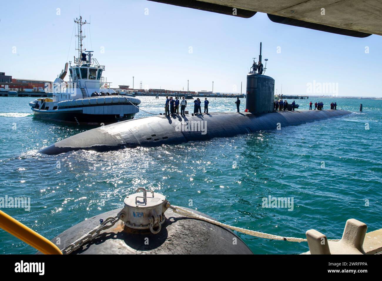 ROCKINGHAM, Western Australia (10. März 2024) – das U-Boot der Los Angeles-Klasse USS Annapolis (SSN 760) Stockfoto