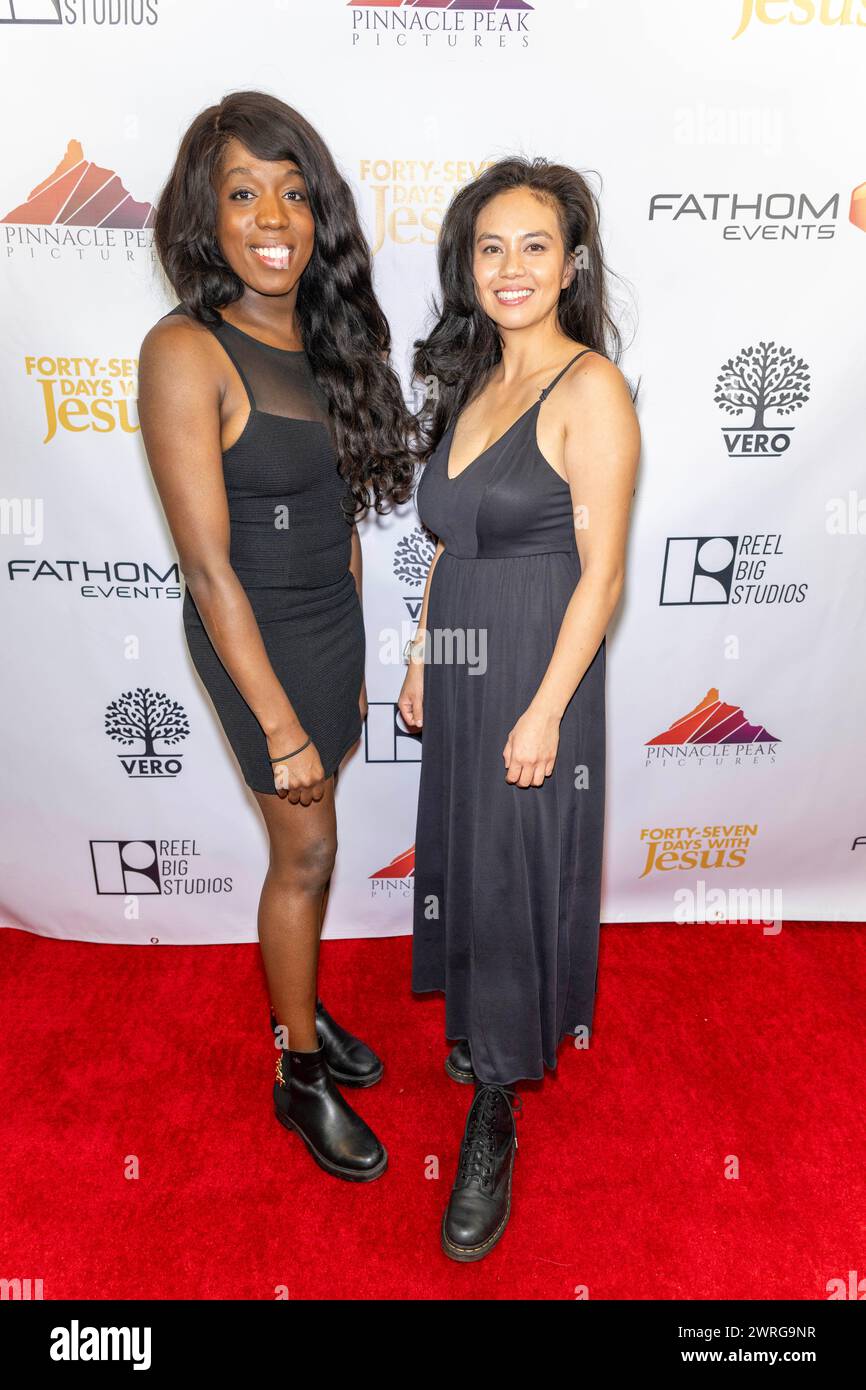 Burbank, USA. März 2024. Produktionsabteilung Jenny Rosen und Kristen Maglonzo besuchen Los Angeles Premiere des Films „Forty-Seven Days with Jesus“ im AMC Burbank 16, Los Angeles, CA, 11. März 2024 Credit: Eugene Powers/Alamy Live News Stockfoto