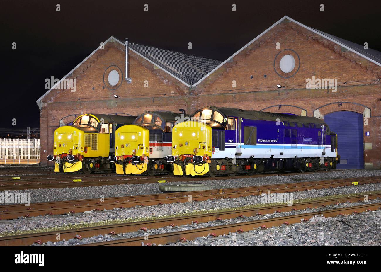 37425,37419 & 37407 stehen am 16.12.23. In York Holgate Works. Stockfoto