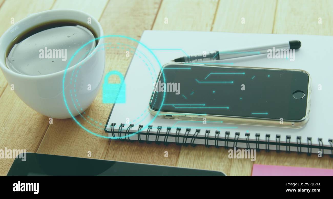 Bild des Vorhängeschlosses und der Datenverarbeitung über Smartphone und Kaffeetasse Stockfoto