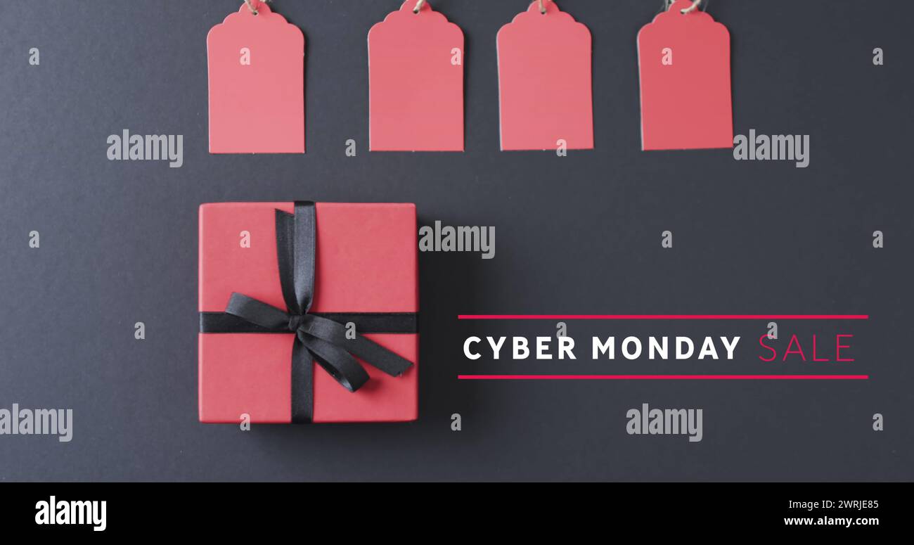 Bild: Cyber monday-Verkaufstext über Geschenkkartons Stockfoto
