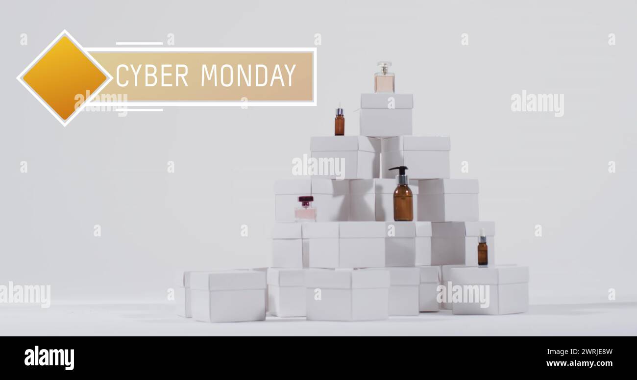 Bild des Textes des Cyber monday über Kosmetikprodukten und -Boxen Stockfoto