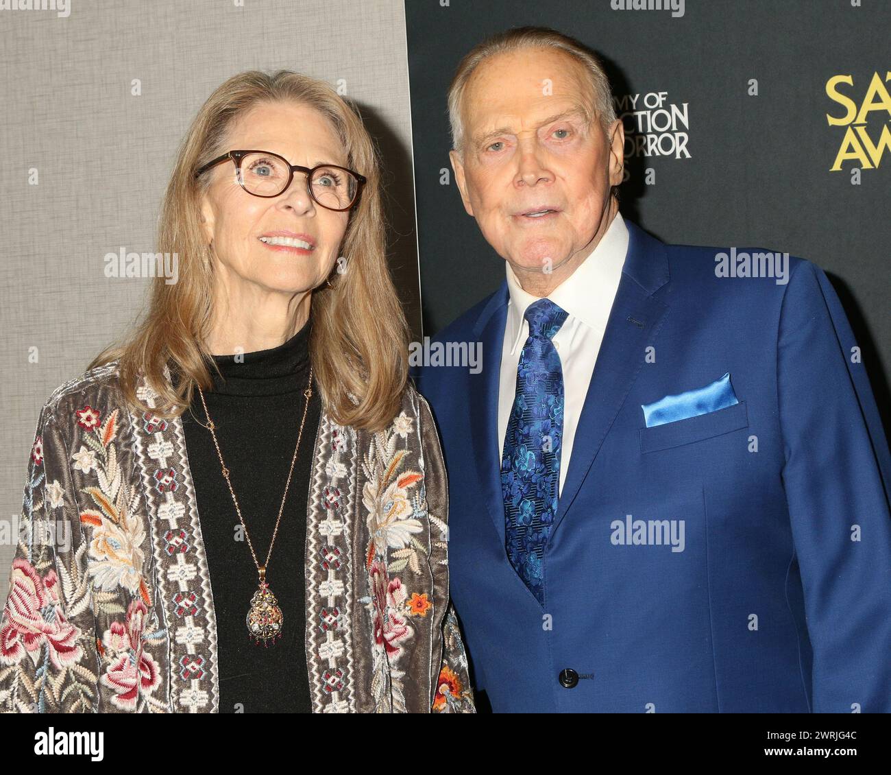 4. Februar 2024, Burbank, CA, USA: LOS ANGELES - 4. Februar: Lindsay Wagner, Lee Majors bei den Saturn Awards 2024 im Burbank Convention Center am 4. Februar 2024 in Burbank, CA. (Kreditbild: © Kay Blake/ZUMA Press Wire) NUR REDAKTIONELLE VERWENDUNG! Nicht für kommerzielle ZWECKE! Stockfoto