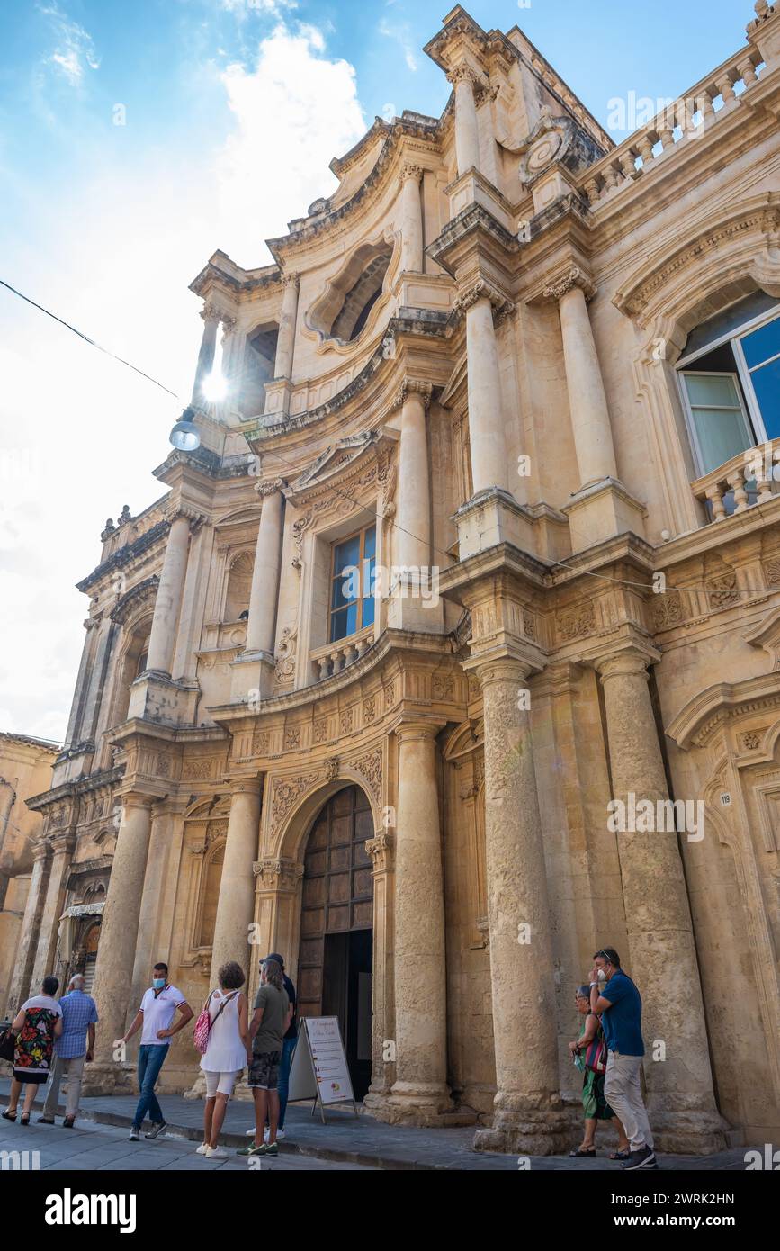 Chiesa di San Carlo al Corso - die Karlskirche in Noto in der Provinz Syrakus auf der Insel Sizilien, Italien Stockfoto