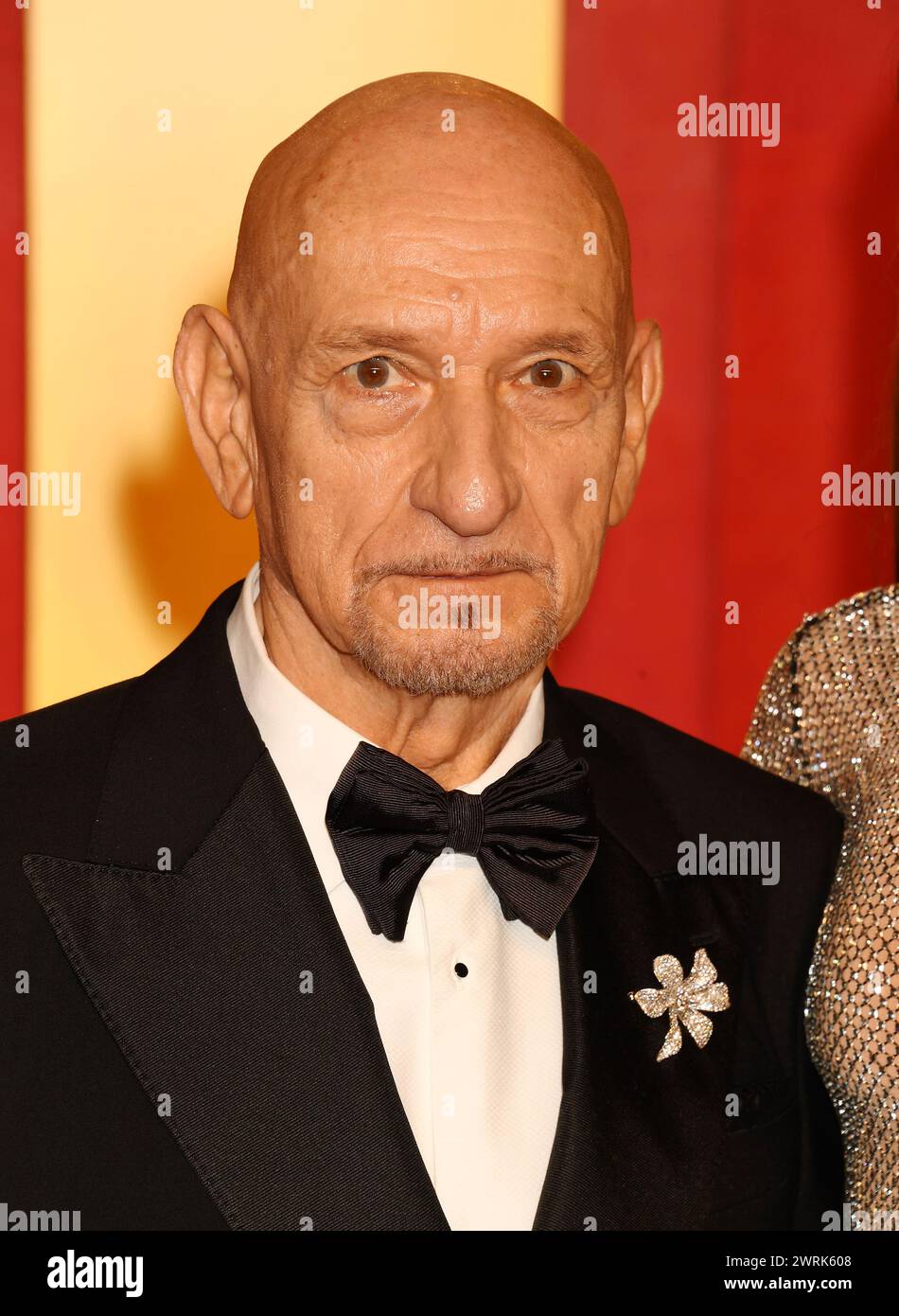 BEVERLY HILLS, KALIFORNIEN - 10. MÄRZ: Ben Kingsley nimmt an der Vanity Fair Oscar Party 2024 Teil, die von Radhika Jones im Wallis Annenberg Center veranstaltet wird Stockfoto