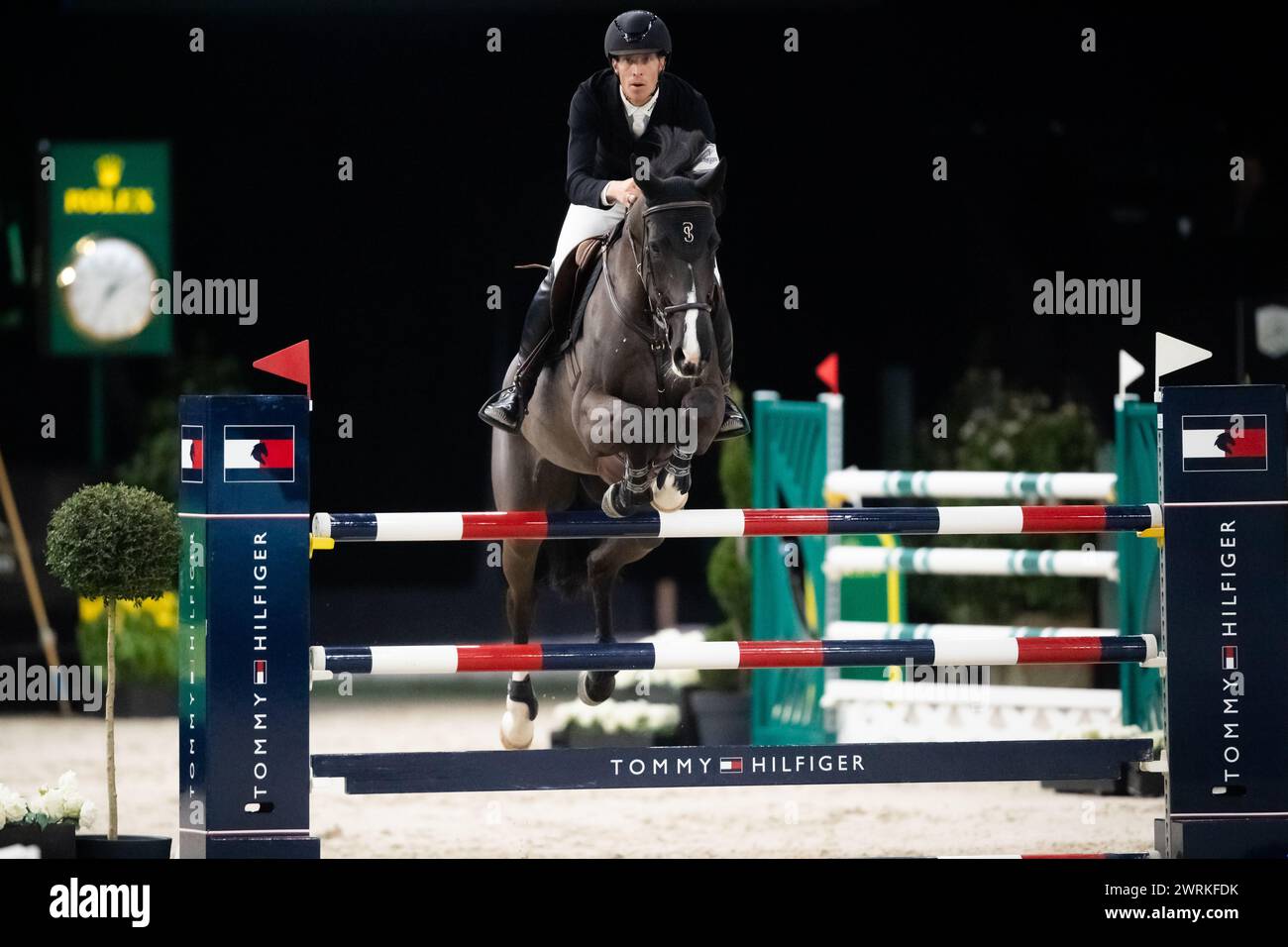 DenBosch, Niederlande - 8. März, Henrik von Eckermann aus Schweden der aktuelle Weltreiter mit seiner Hannah Zoe Qualität konkurriert Stockfoto