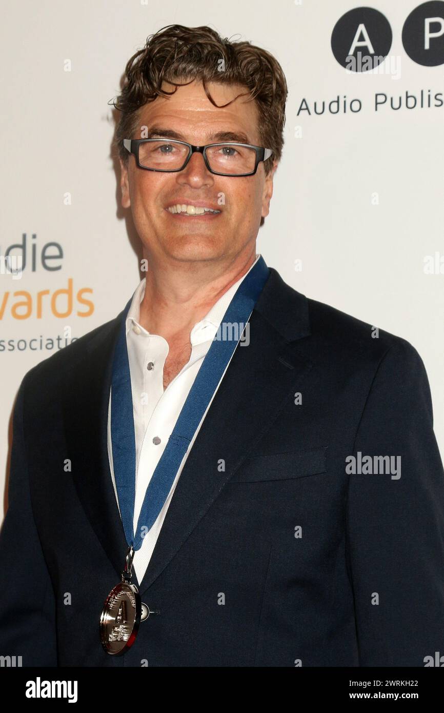 LOS ANGELES - 4. März: John Pirhalla bei den Audie Awards im Avalon Hollywood am 4. März 2024 in Los Angeles, KALIFORNIEN Stockfoto