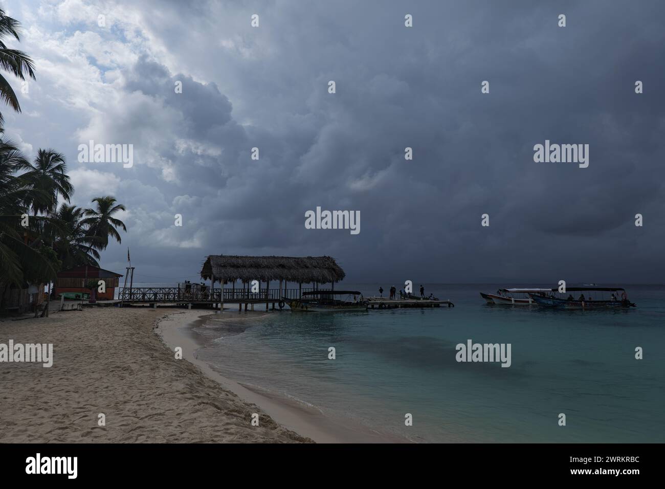 Das tägliche Leben auf den San Blas Inseln, Panama. 25.12.2023 Stockfoto