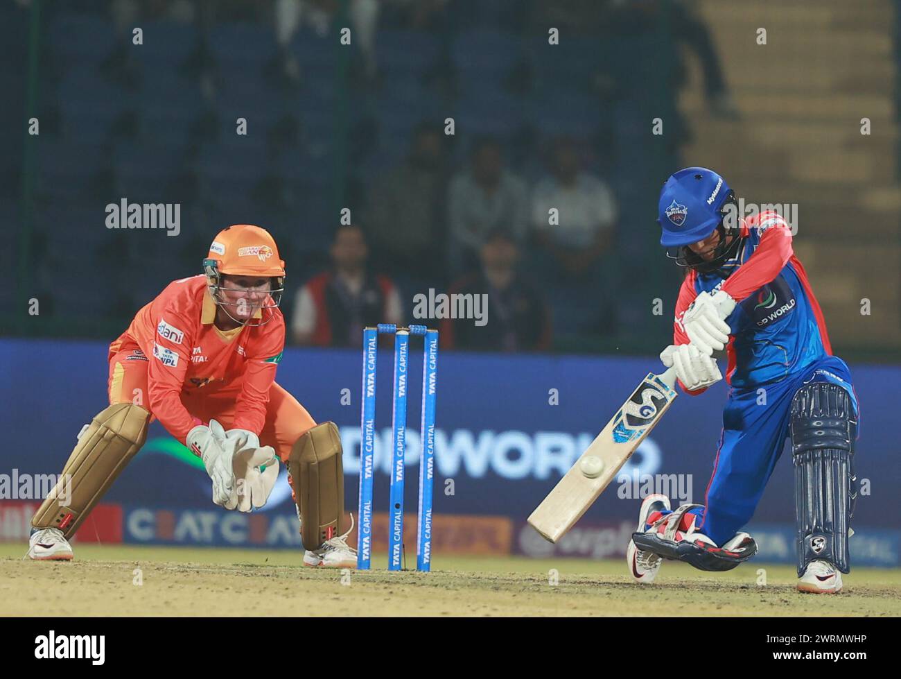 Neu-Delhi, Delhi, Indien. März 2024. Jemimah Rodrigues von Delhi Capitals während des Spiels Nr. 20 der Women's Premiere League zwischen (WPL) Delhi Capitals und Gujarat Giants im Arun Jaitley Stadium, Neu-Delhi, Indien am 13. März 2024 (Foto: © Avijit das/ZUMA Press Wire) NUR ZUR REDAKTIONELLEN VERWENDUNG! Nicht für kommerzielle ZWECKE! Stockfoto