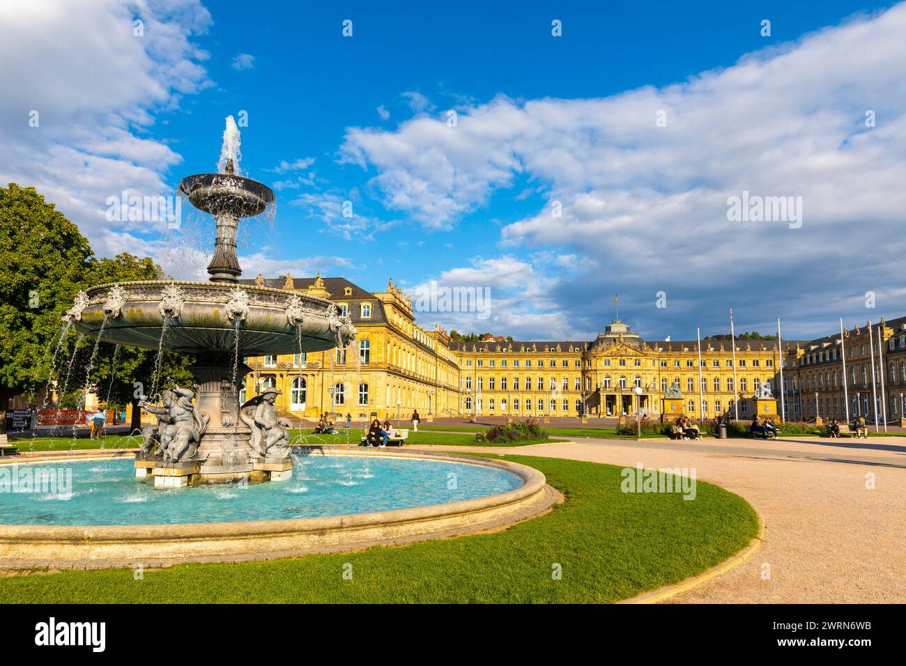 Schlossplatz Stuttgarter Schlossplatz, Neues Schloss, Brunnen, Stuttgart, Land Baden-Württemberg, Deutschland, Europa Copyright: JohnxGuidi 1237-659 Stockfoto