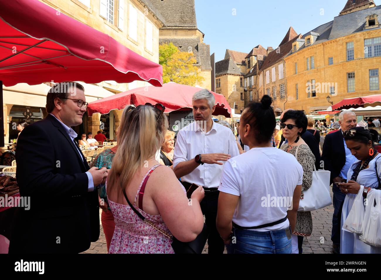Laurent Wauquiez, französischer Politiker „Les Républicains“, während des Wahlkampfes in Sarlat im Périgord Noir zur Unterstützung der lokalen Regierung Stockfoto