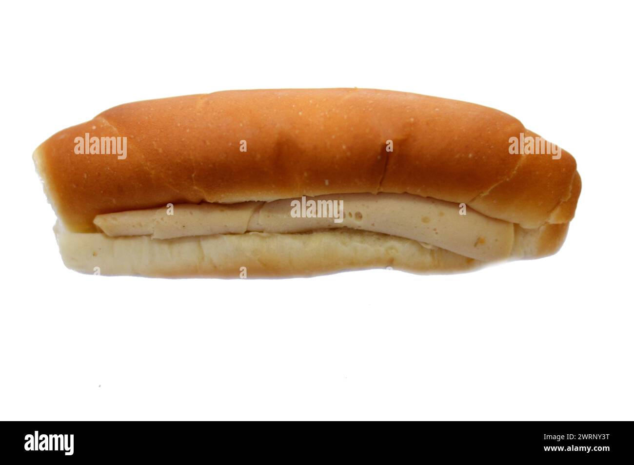 Mittags Fleisch, Wurst, Mittagessen gekocht in Scheiben geschnittene kalte Delikatessens Deli Hähnchenfleisch in einem Brötchen Brot, Rindfleisch Mittagessen Fleisch, gebratene Pommes Sandwich, kalte PR Stockfoto