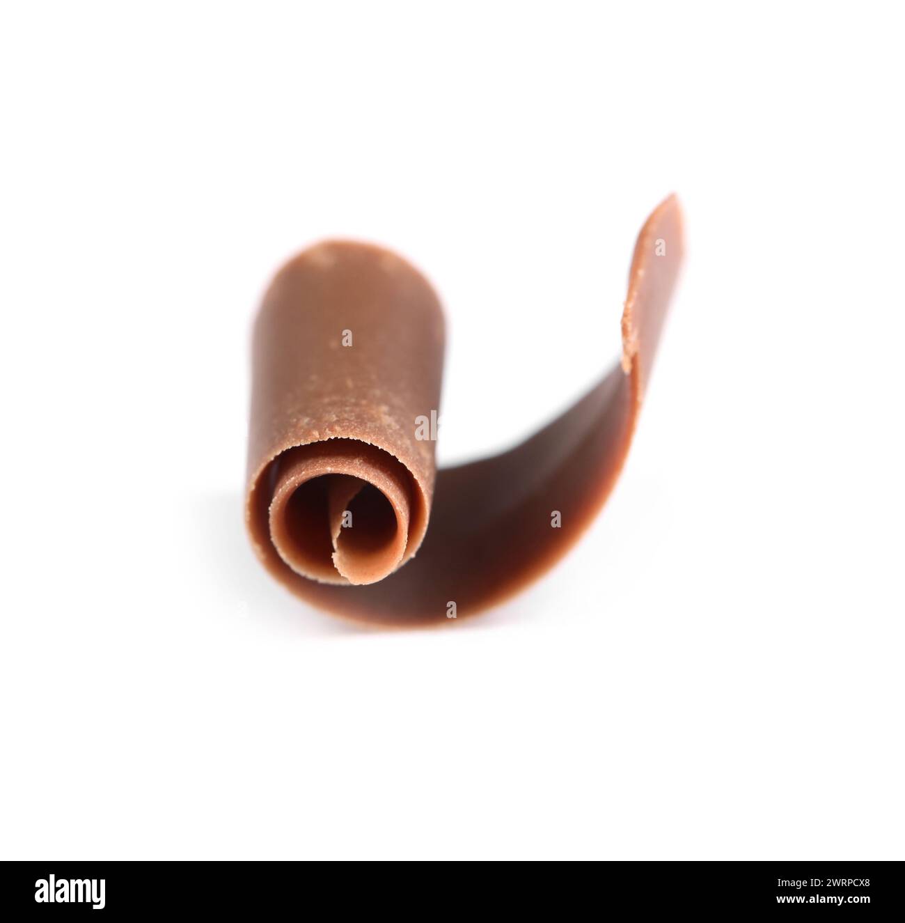 Eine köstliche Schokoladenrasierung isoliert auf weiß Stockfoto