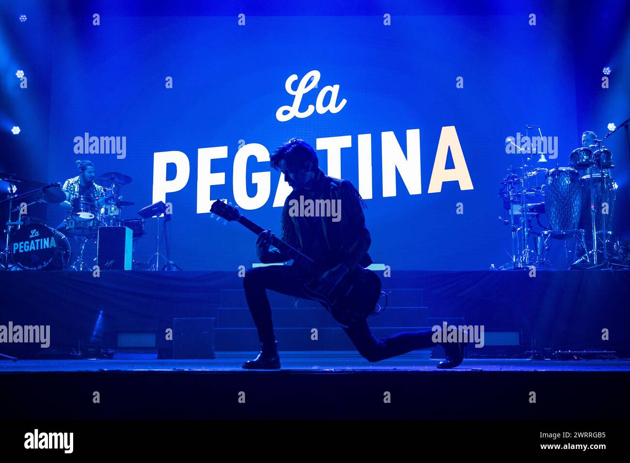 BARCELONA, ESPAÑA – NOVIEMBRE 3. La Pegatina en el primero de sus dos conciertos de 20 aniversario en el Sant Jordi Club el 3 de noviembre de 2023 en Stockfoto