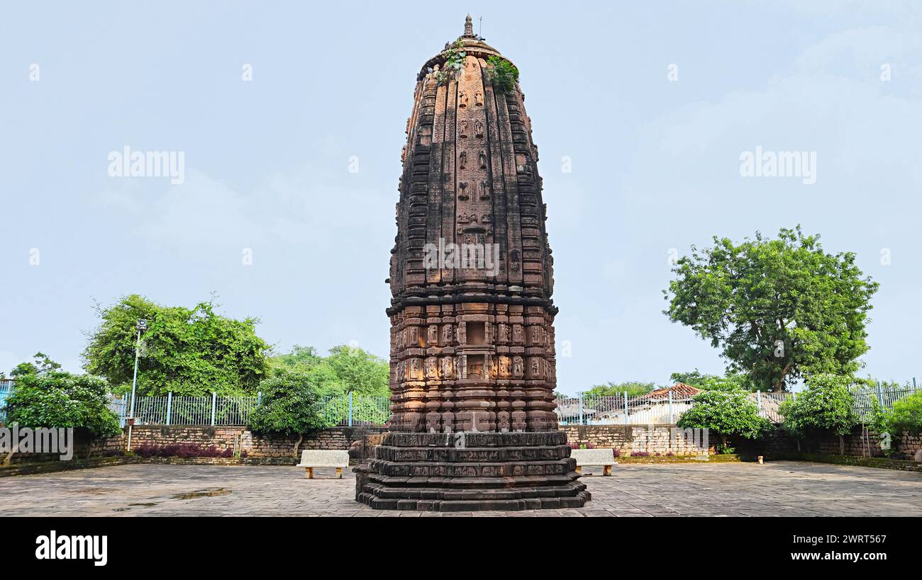 Wunderschön geschnitzter Tempel des Deur Shiva Tempels, Gandai, Chhattisgarh, Indien. Stockfoto